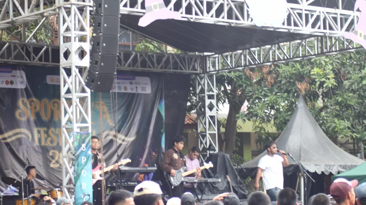 Lagu Nestapa Gambarkan Gagal Move On Mendalam